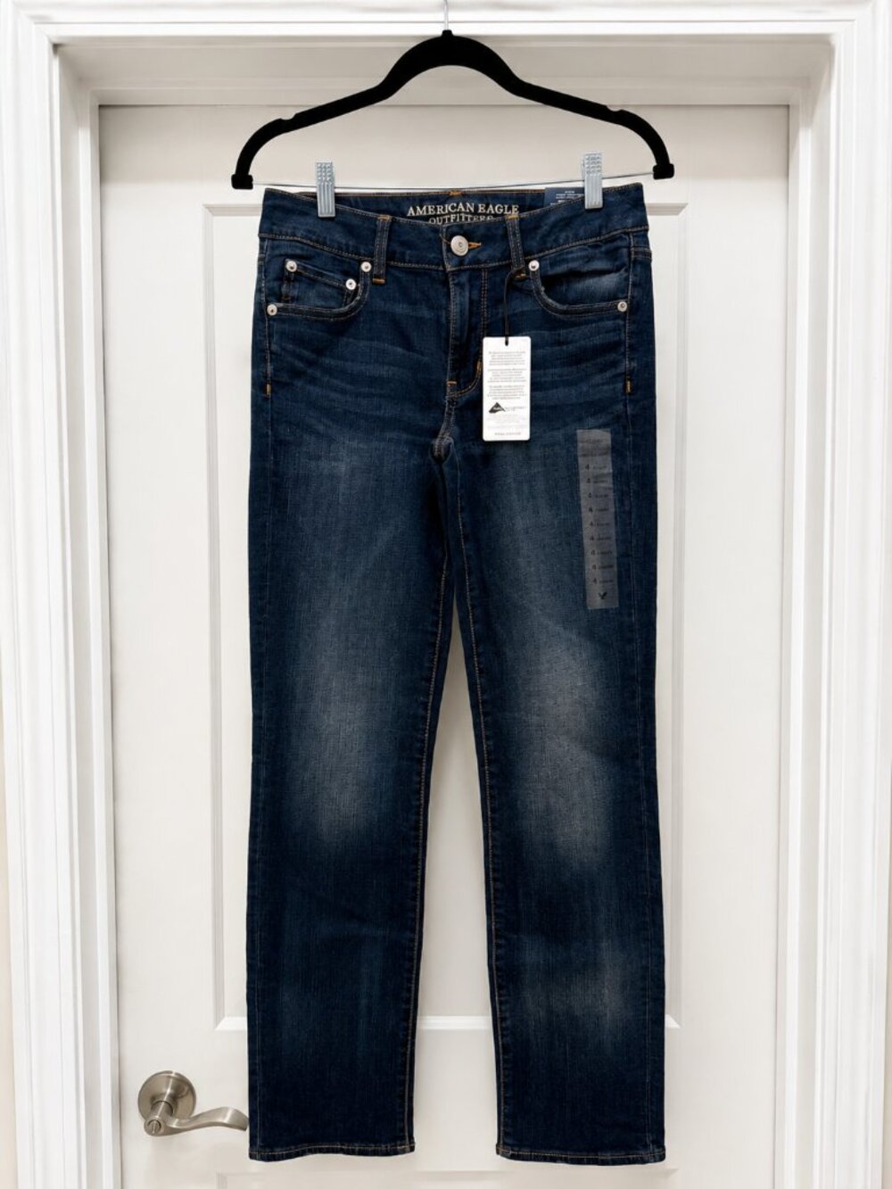 American Eagle Straight Super Stretch Jeans Dark Wash Size 4 Regular NWT